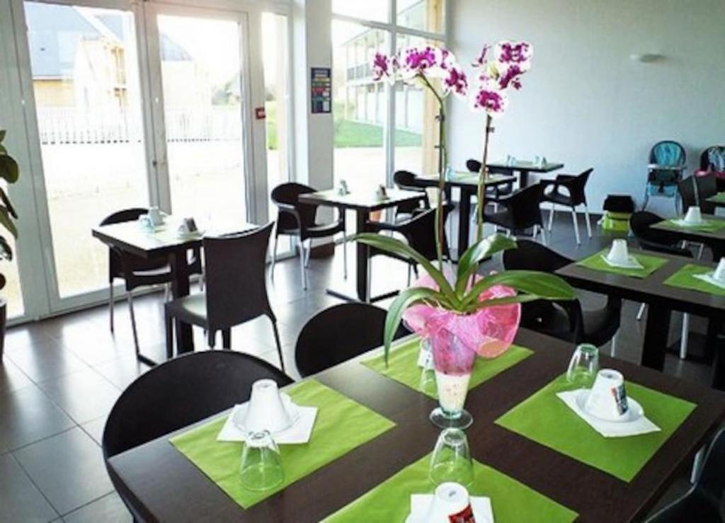 إكوموفيل Le Fleur"H"On 11 D'Honfleur, T2 En Residence Avec Piscine, Wifi Et Parking Gratuits المظهر الخارجي الصورة