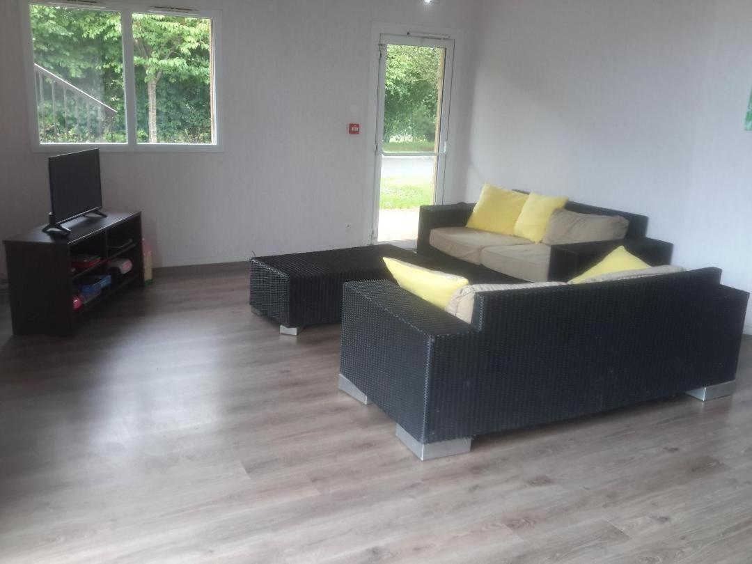 إكوموفيل Le Fleur"H"On 11 D'Honfleur, T2 En Residence Avec Piscine, Wifi Et Parking Gratuits المظهر الخارجي الصورة